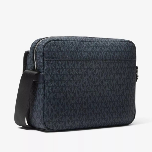 Michael Kors Cooper Logo Camera Bag - Admiral/Pale Blue NWT **FAST SHIPPING** - Picture 3 of 11